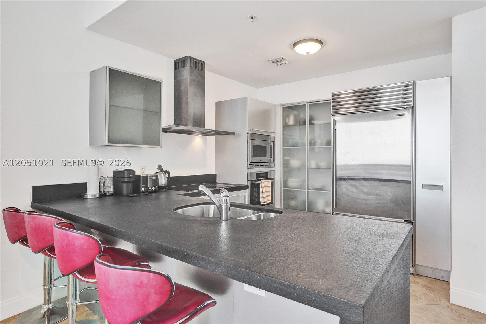 TRUMP ROYALE CONDO - Residential