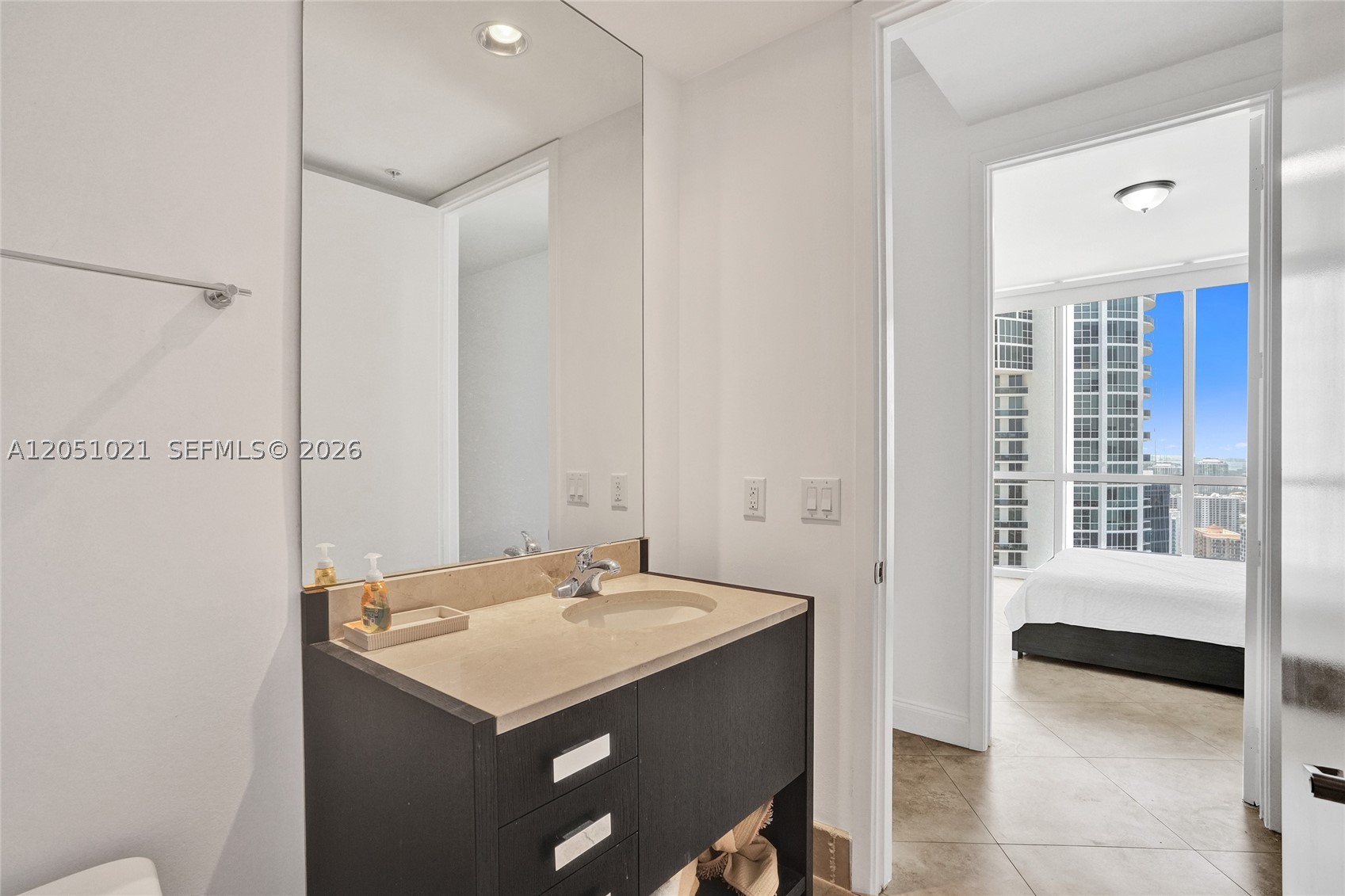 TRUMP ROYALE CONDO - Residential