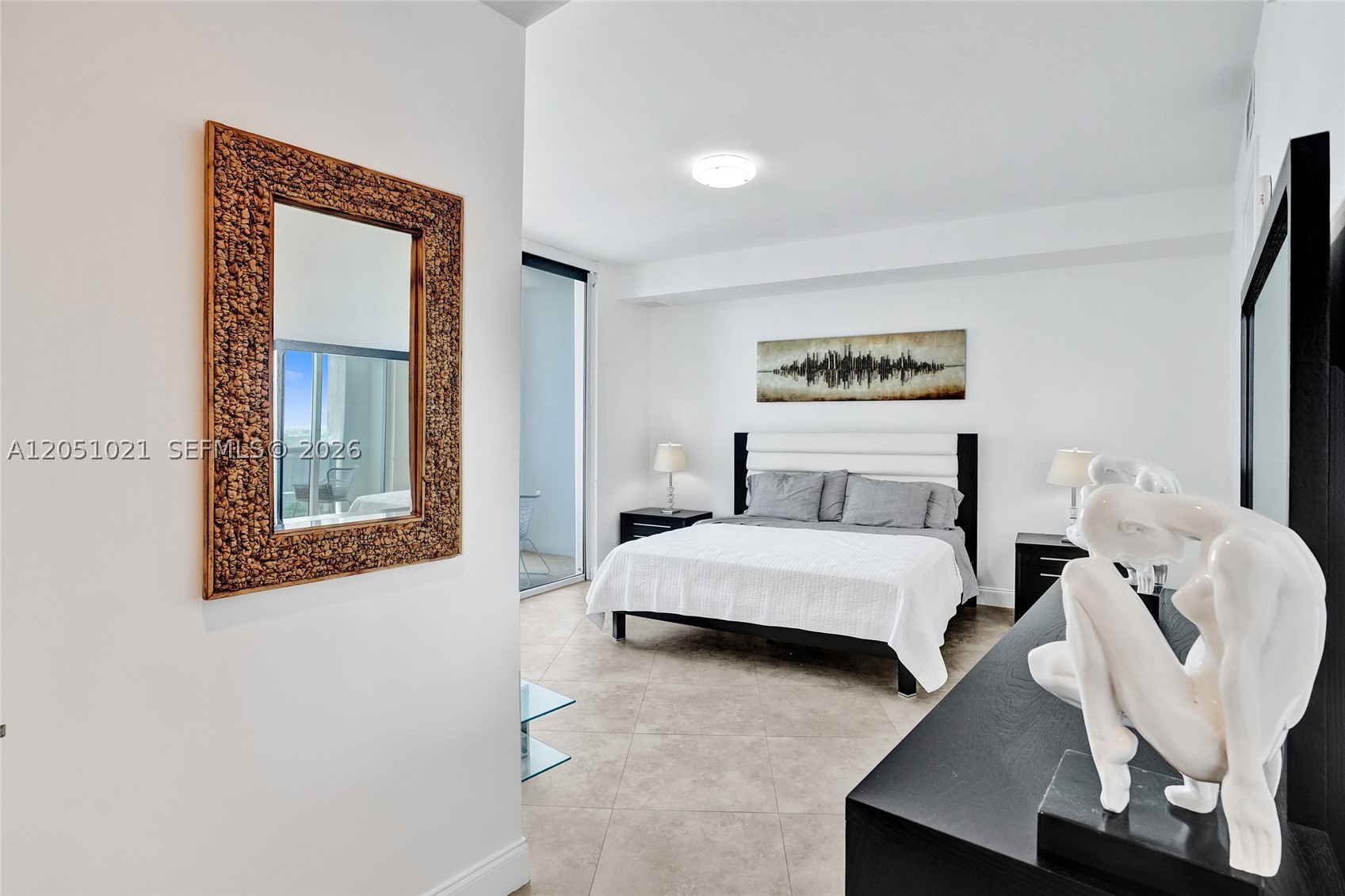 TRUMP ROYALE CONDO - Residential