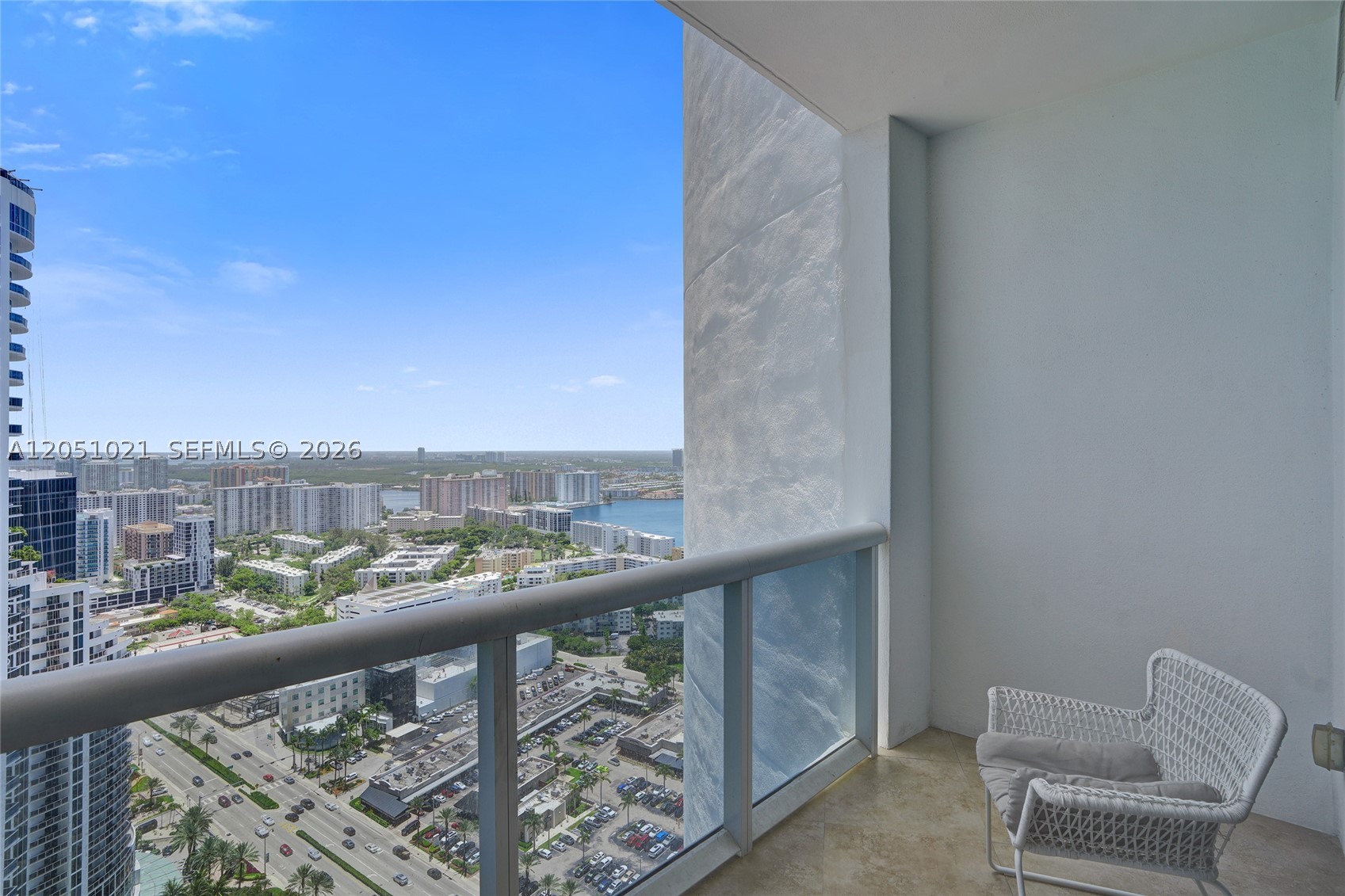 TRUMP ROYALE CONDO - Residential