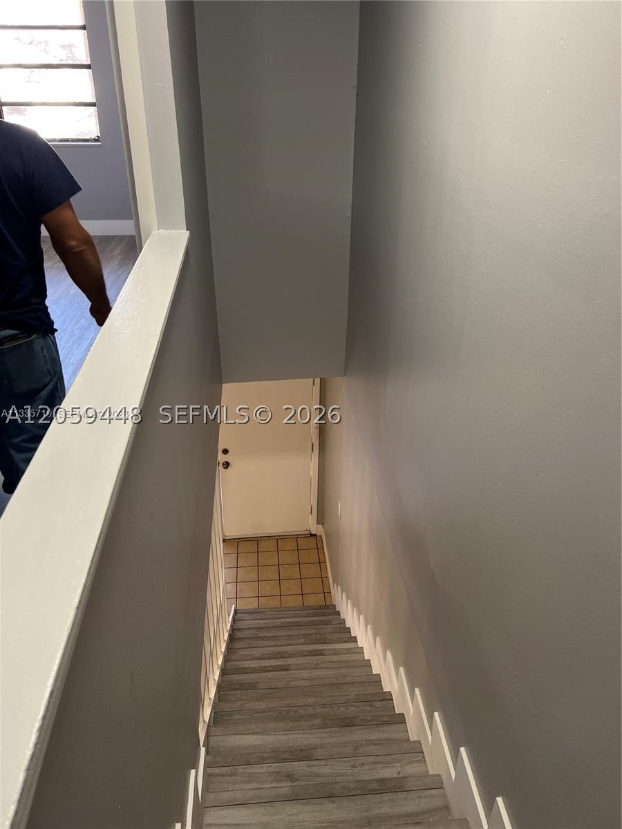 FLORIDIAN VILLAS CONDO PH - Residential