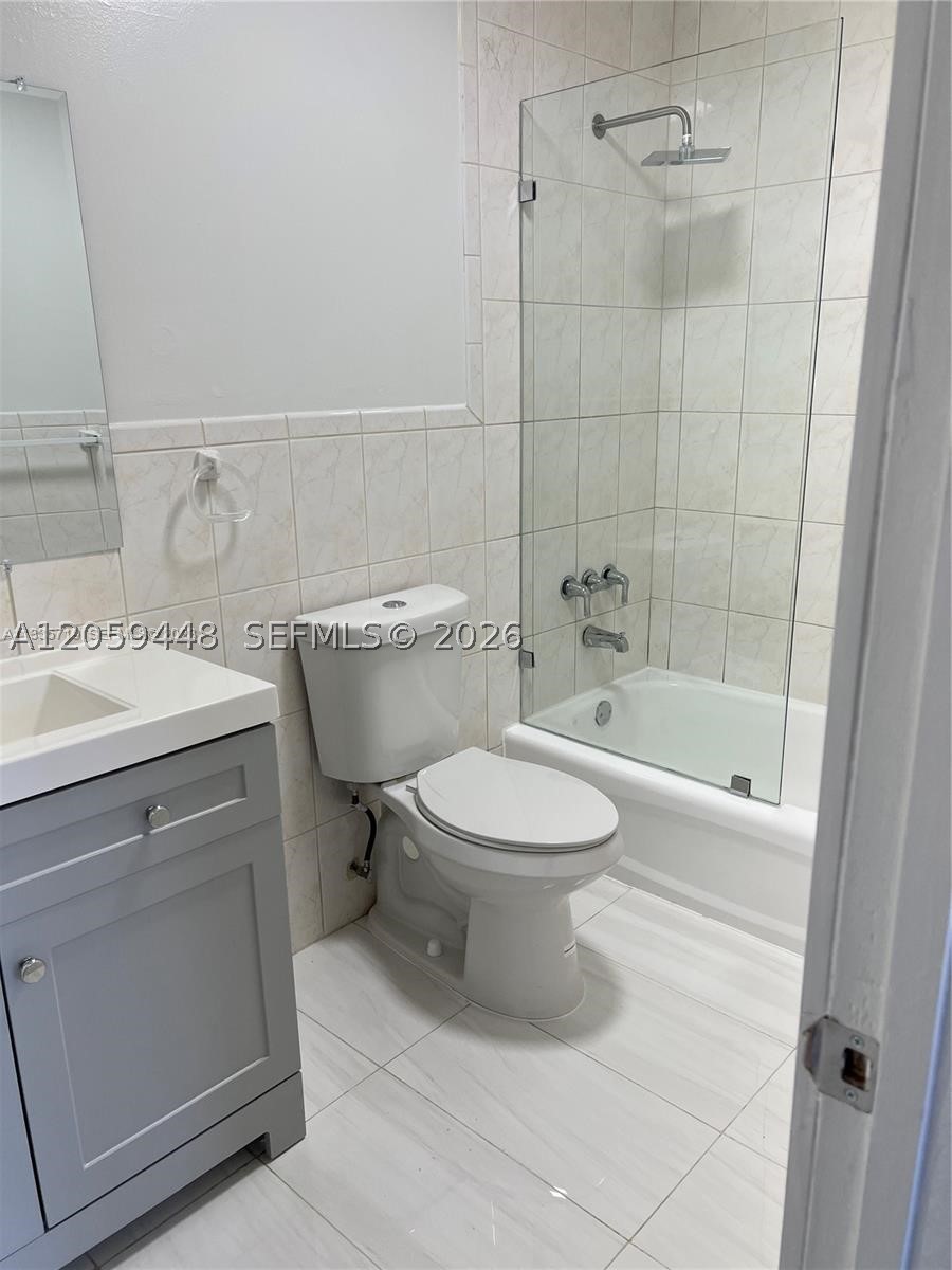 FLORIDIAN VILLAS CONDO PH - Residential