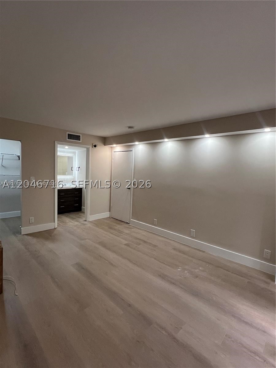 PLAZA OF AMERICAS CONDO P - Residential