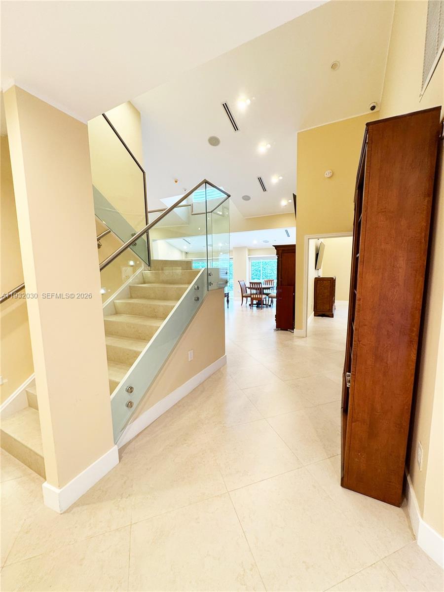 PALM-AIRE OAKS COURSE EST - Residential