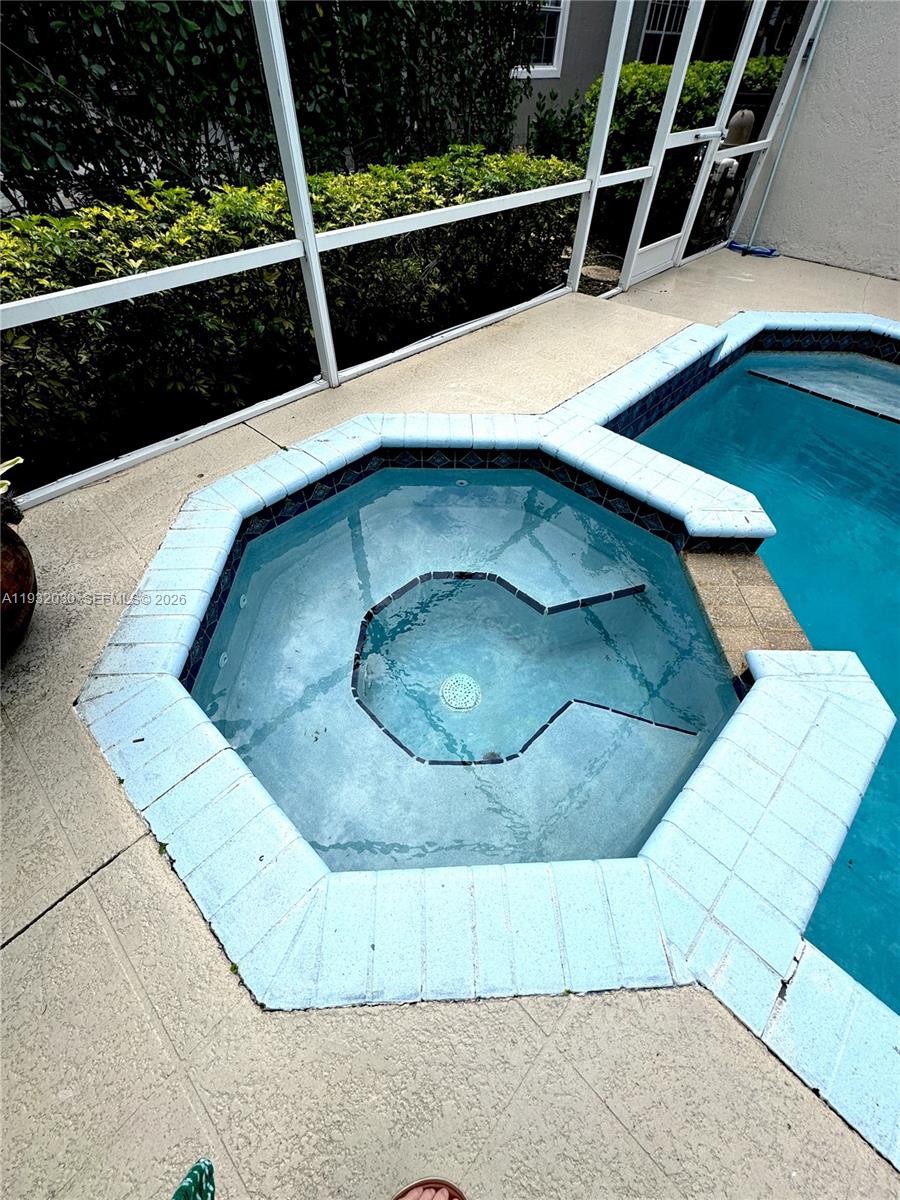 PALM-AIRE OAKS COURSE EST - Residential