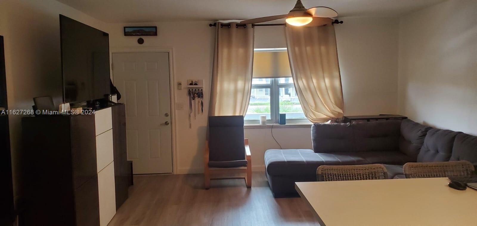 ENVOY NORTH CONDO - Residential Lease