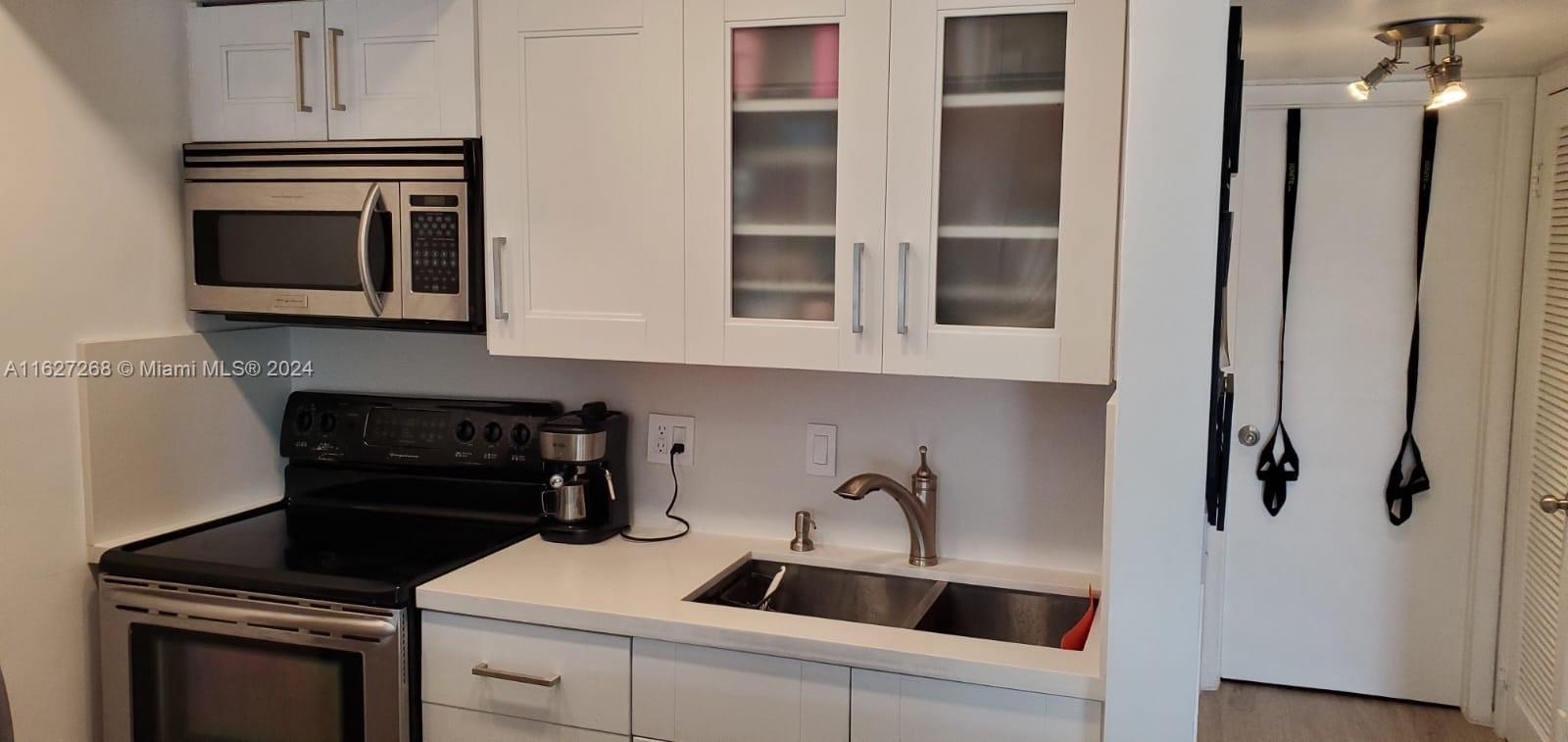 ENVOY NORTH CONDO - Residential Lease