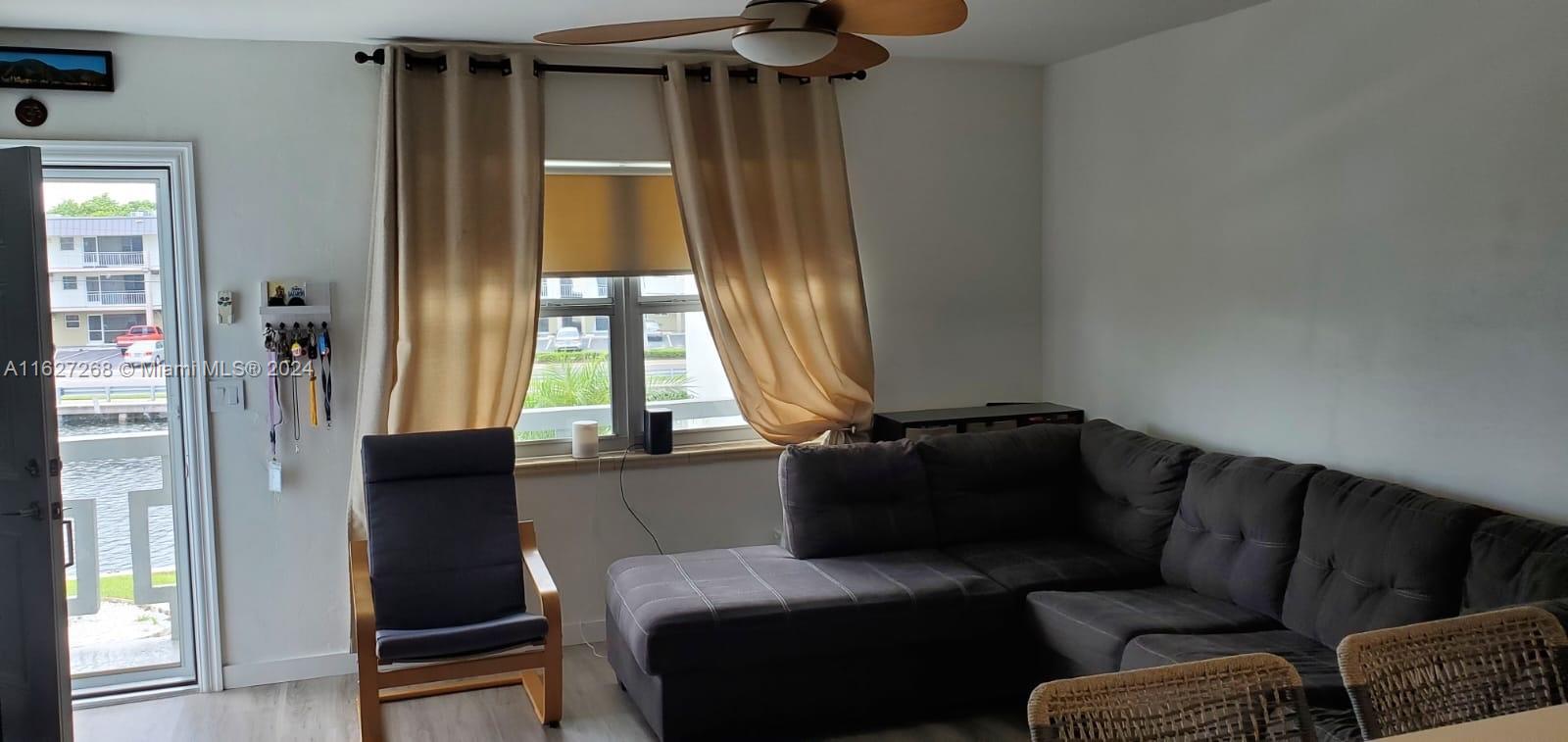ENVOY NORTH CONDO - Residential Lease