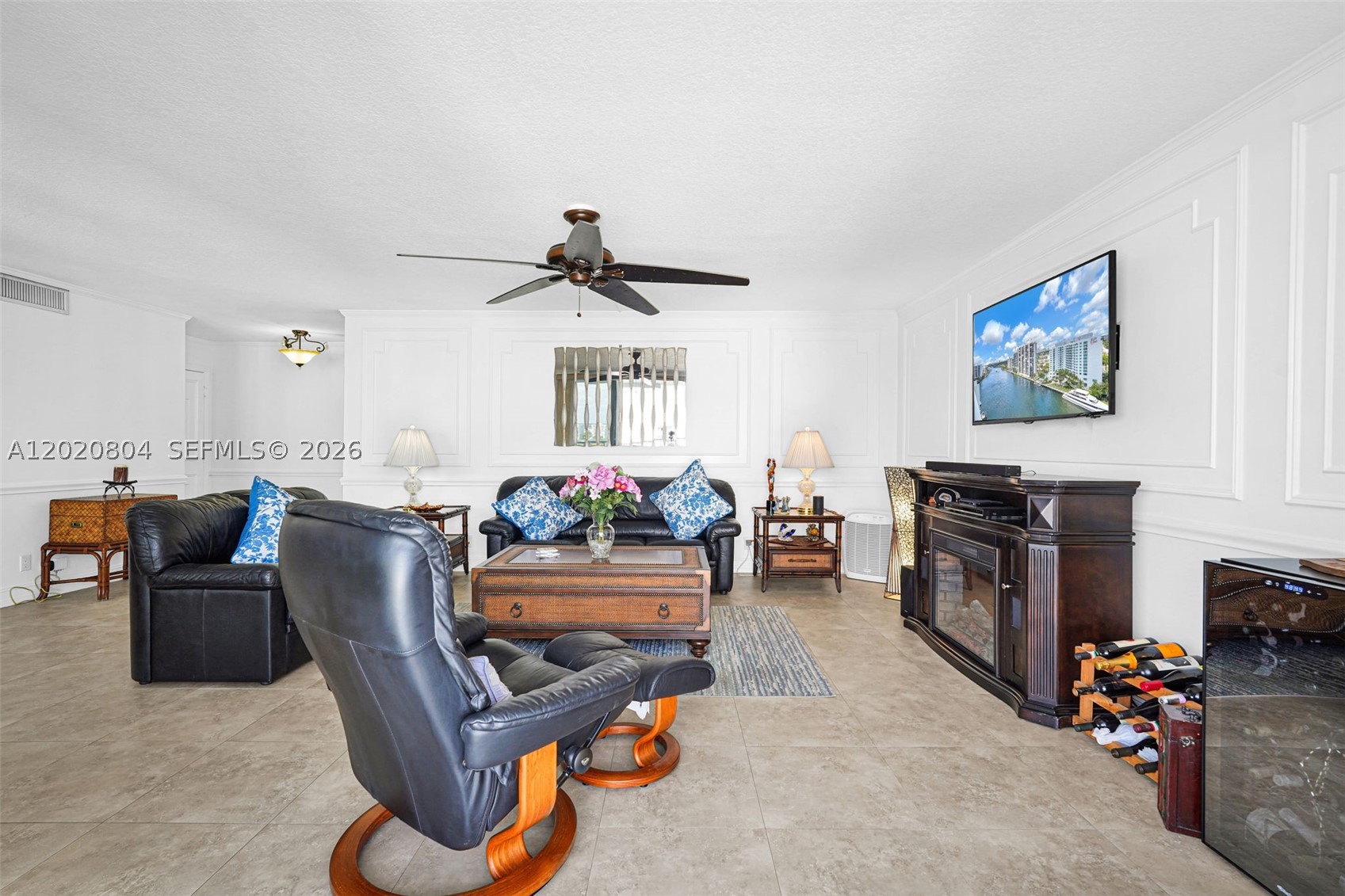 SUNRISE EAST CONDO - Residential