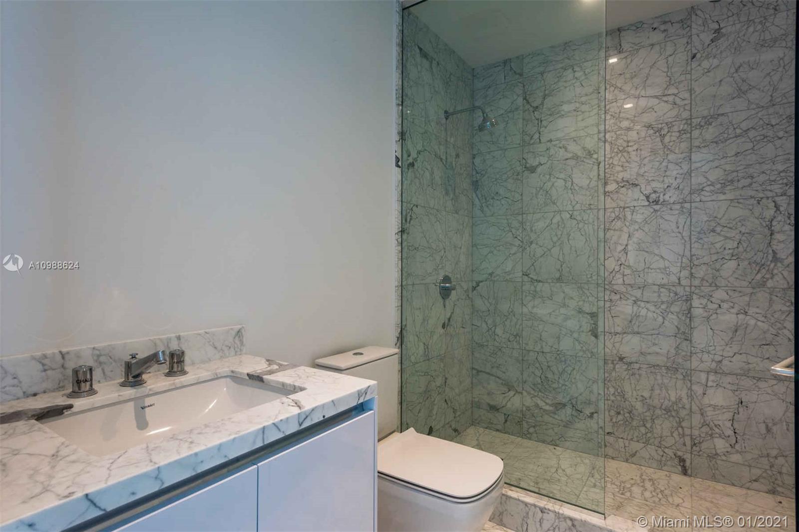 JADE SIGNATURE CONDO - Residential