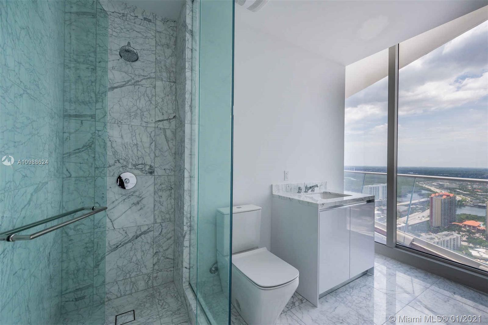 JADE SIGNATURE CONDO - Residential