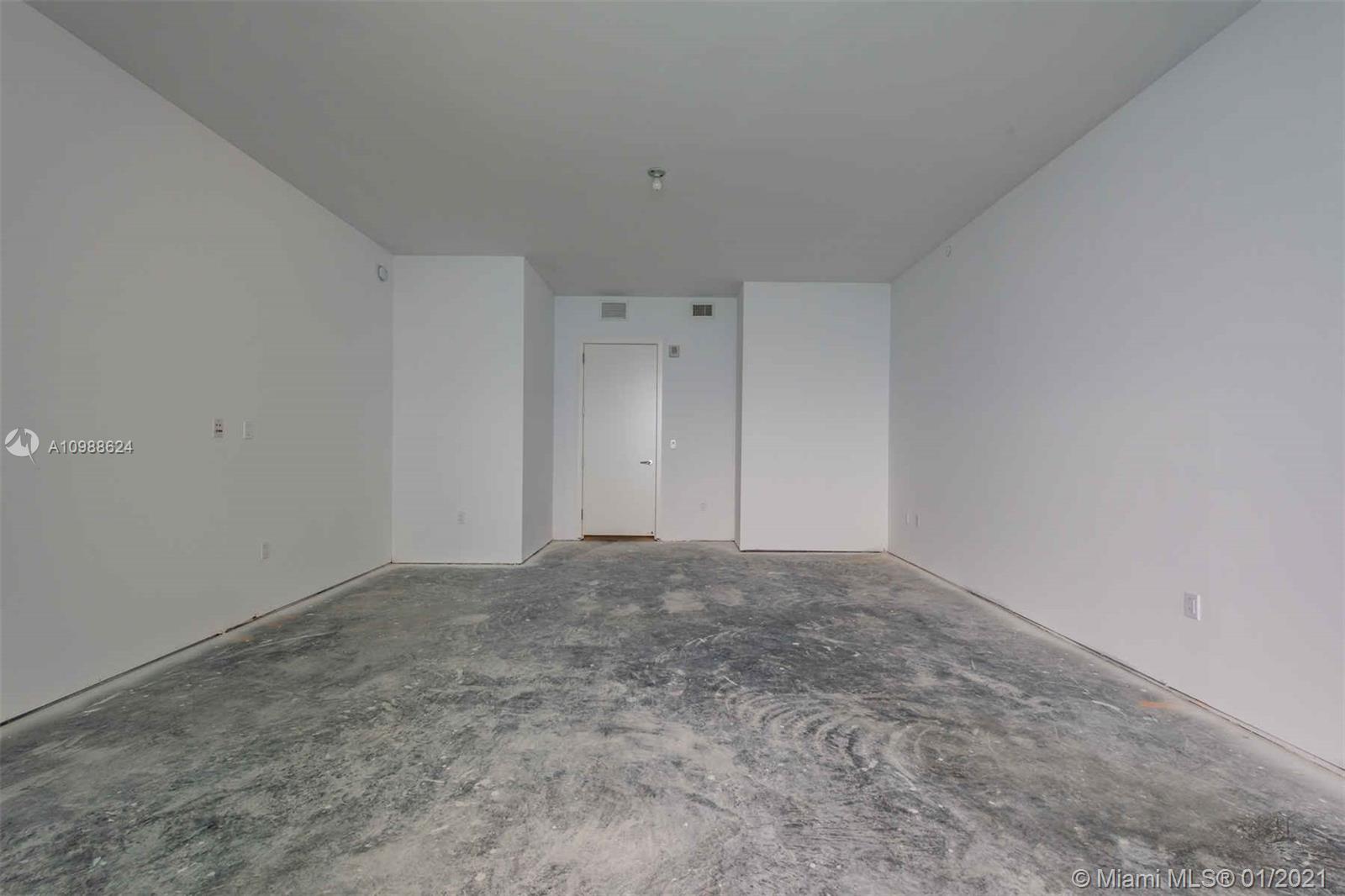 JADE SIGNATURE CONDO - Residential