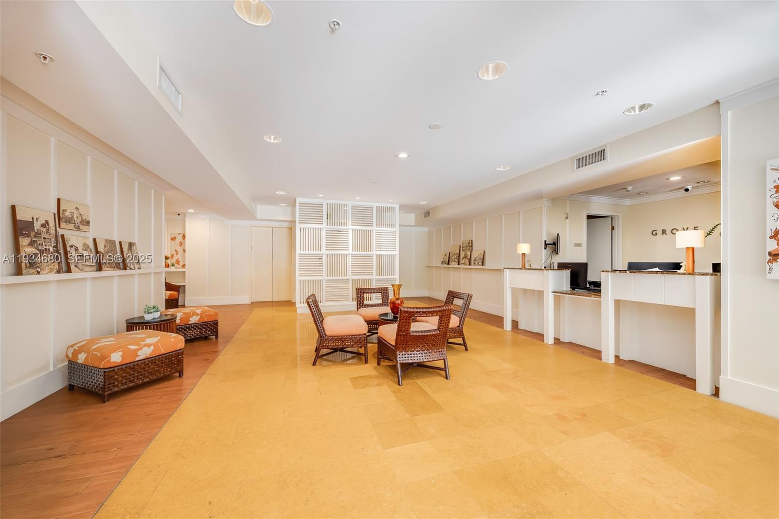 GROVE GARDEN RESIDENCES C - Residential