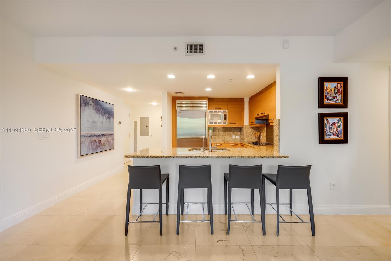 GROVE GARDEN RESIDENCES C - Residential