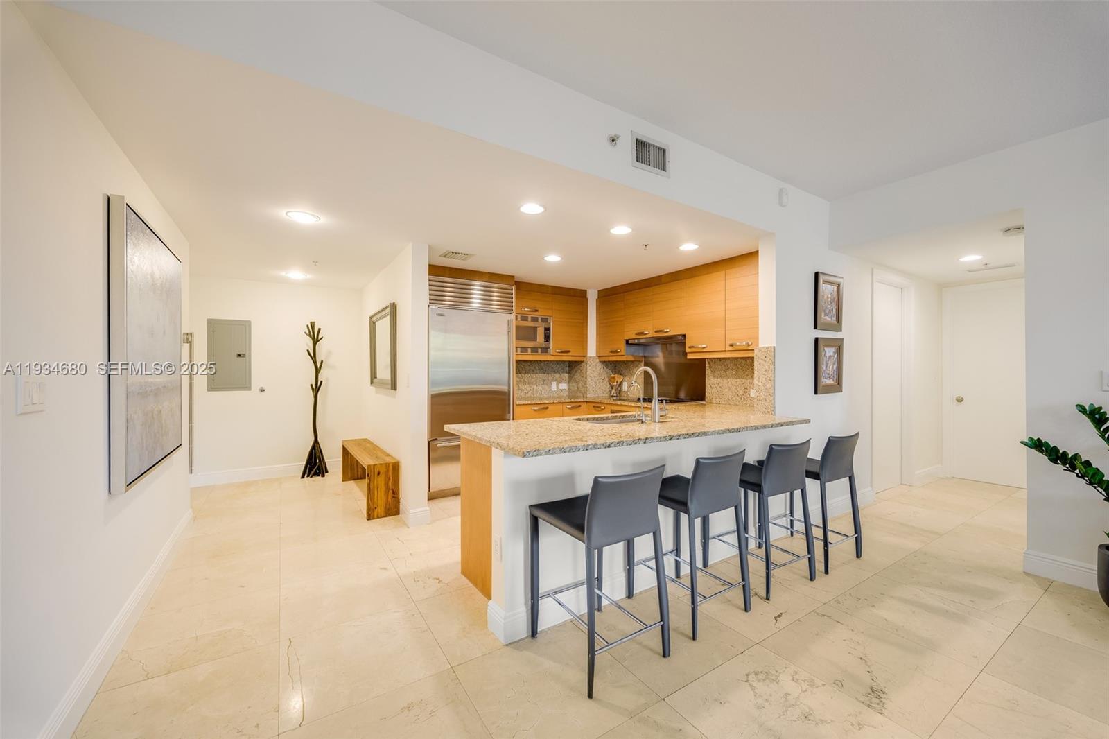 GROVE GARDEN RESIDENCES C - Residential