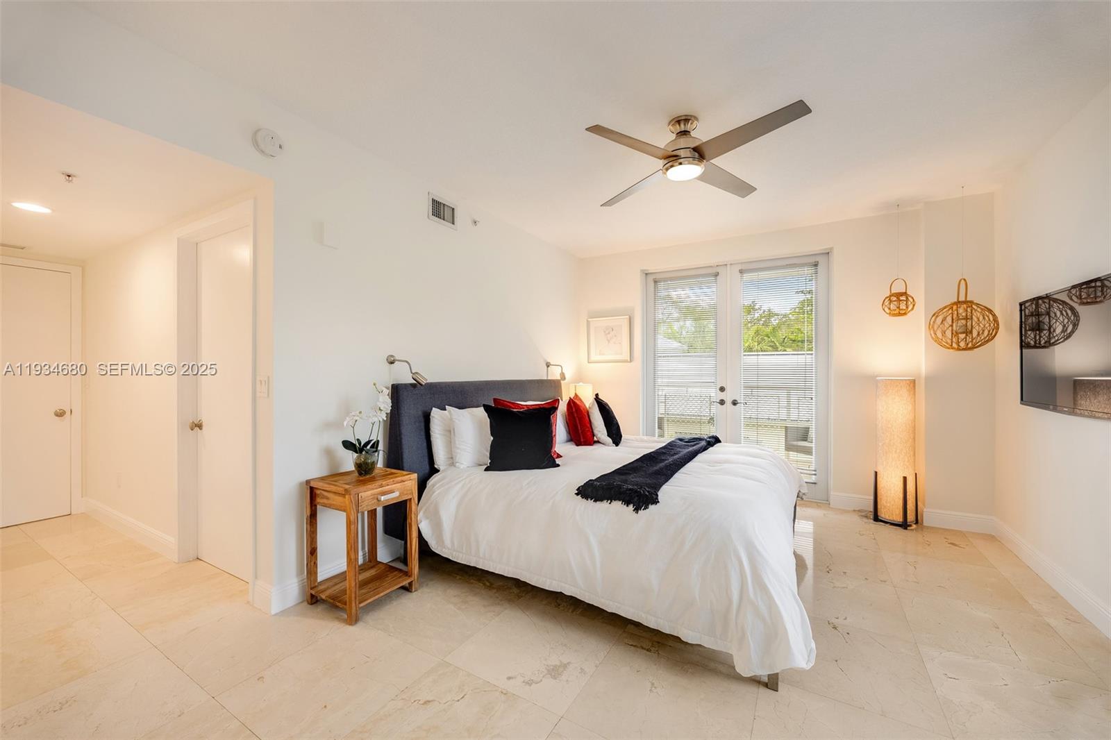 GROVE GARDEN RESIDENCES C - Residential