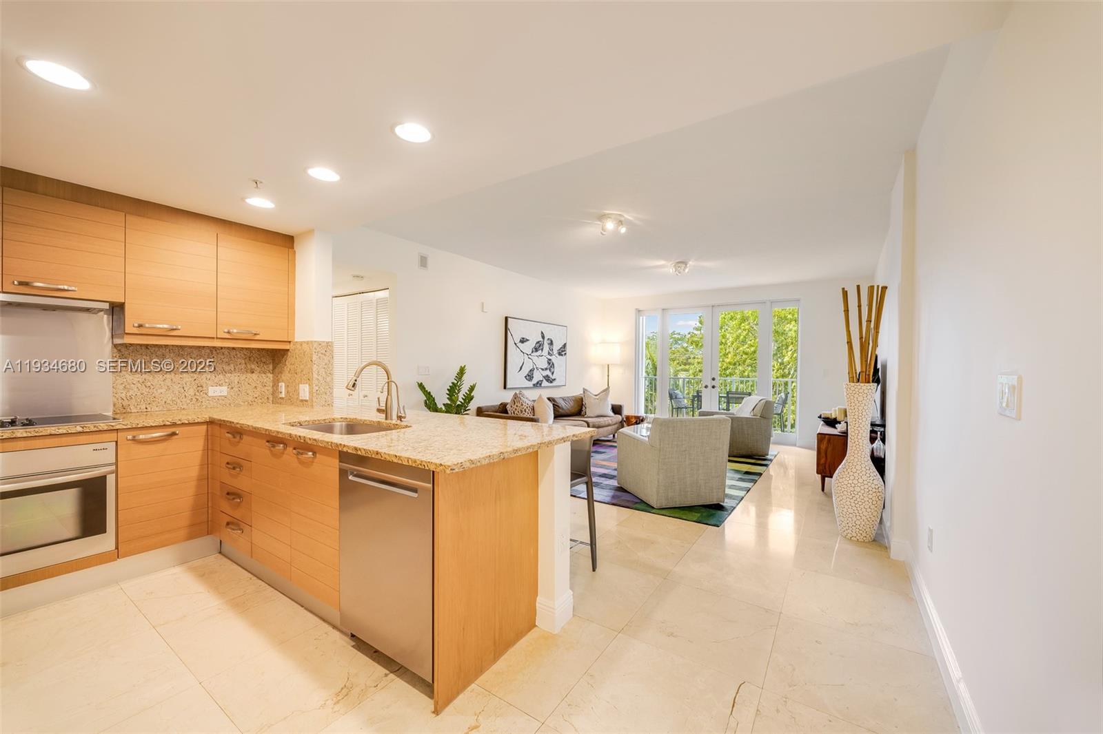 GROVE GARDEN RESIDENCES C - Residential