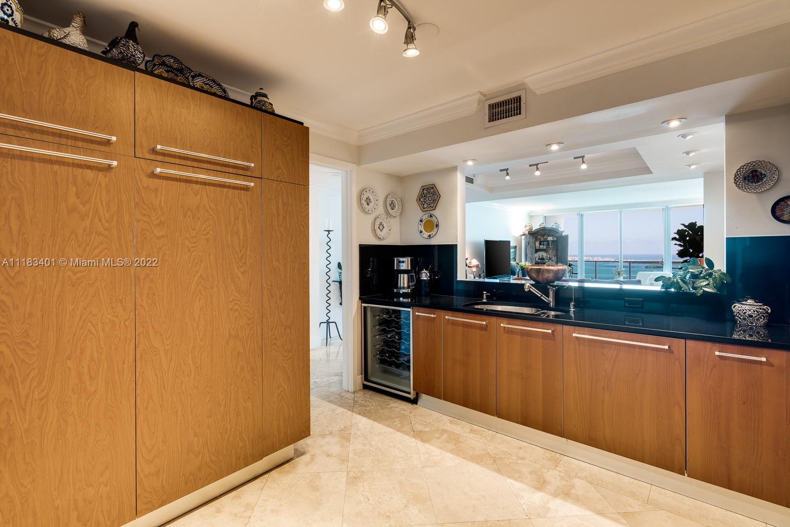 JADE RESIDENCES AT BRICKE - Residential