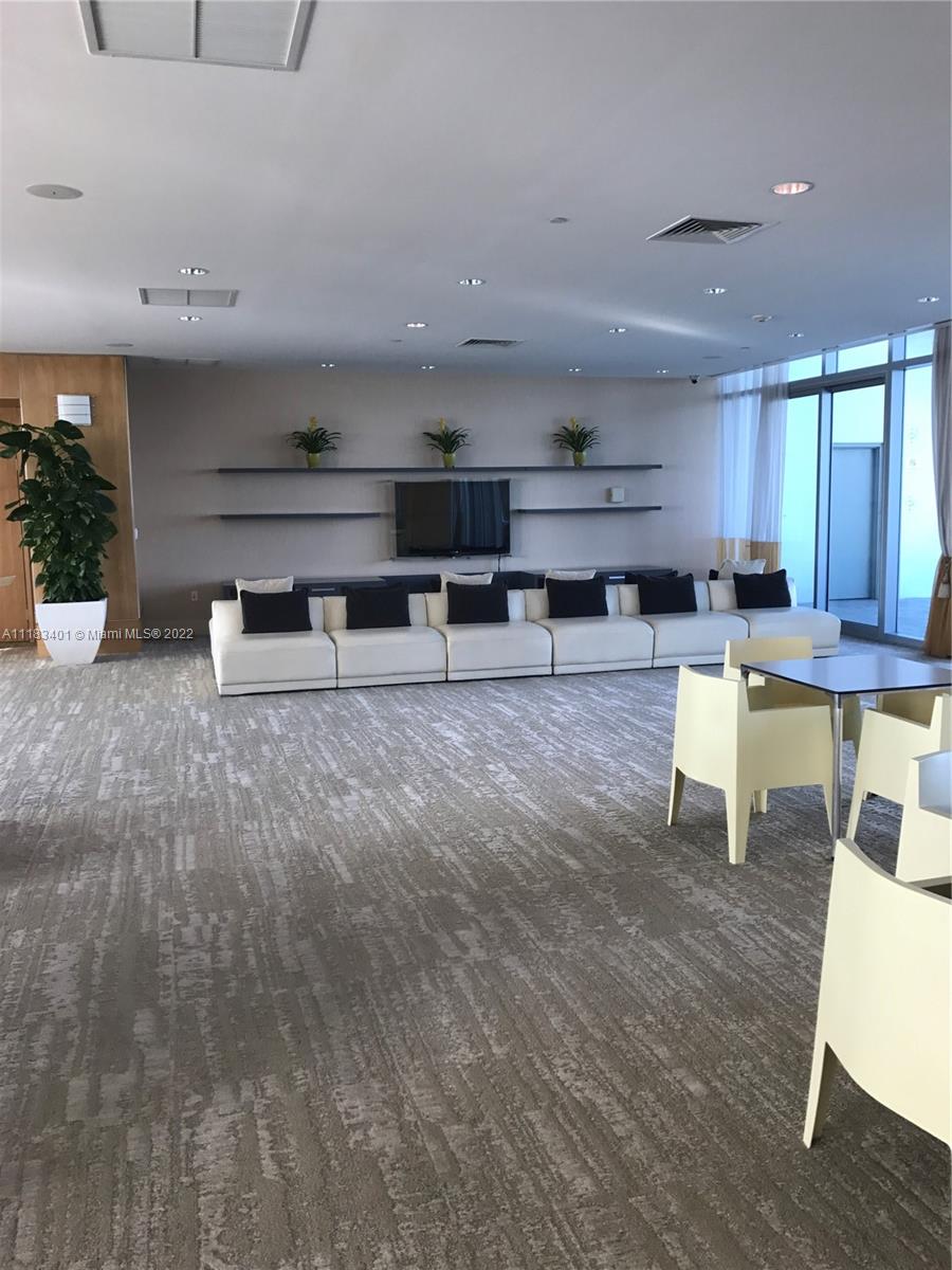 JADE RESIDENCES AT BRICKE - Residential