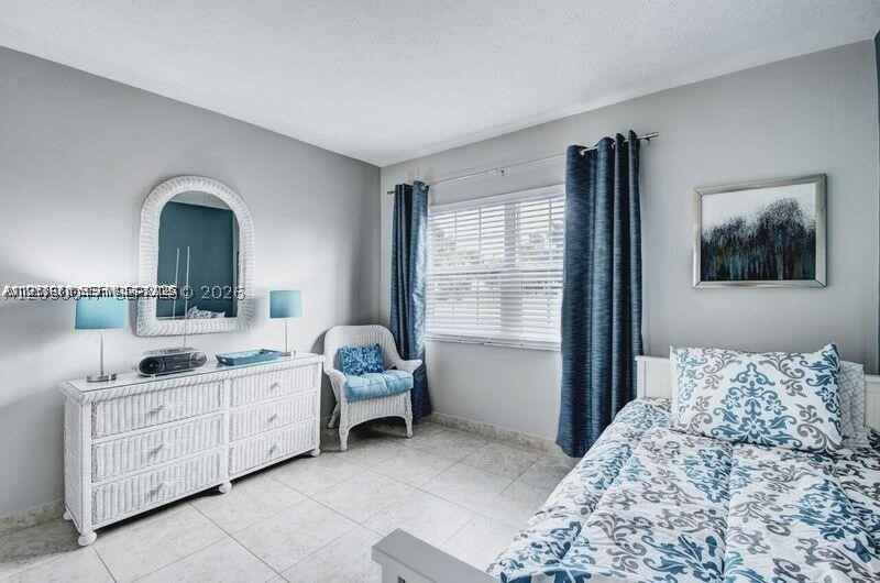 POMPANO PLACE CONDO - Residential Lease