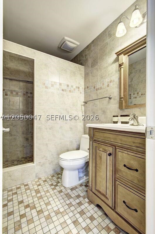 POMPANO PLACE CONDO - Residential Lease