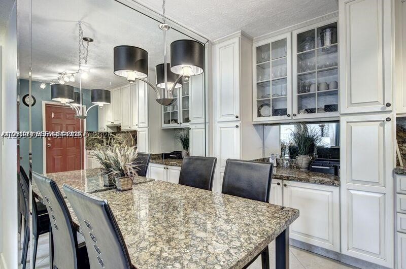POMPANO PLACE CONDO - Residential Lease