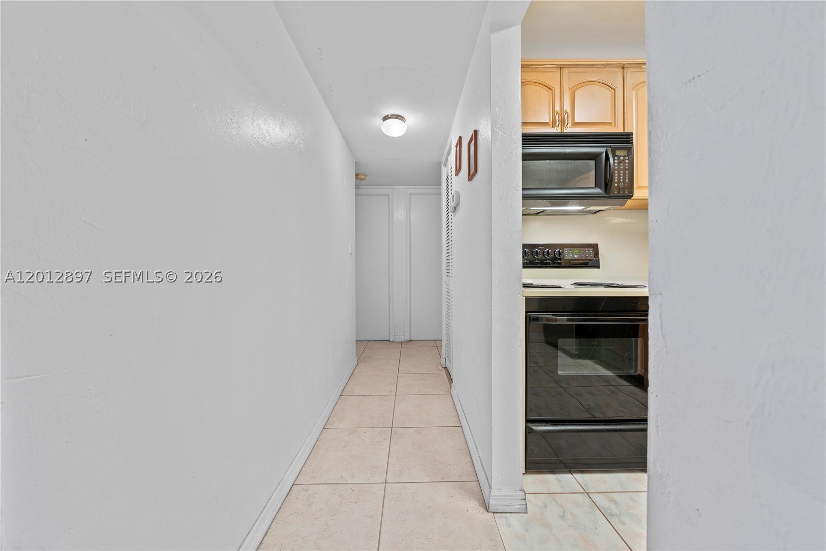 LAKEWOOD VILLAS CONDO - Residential