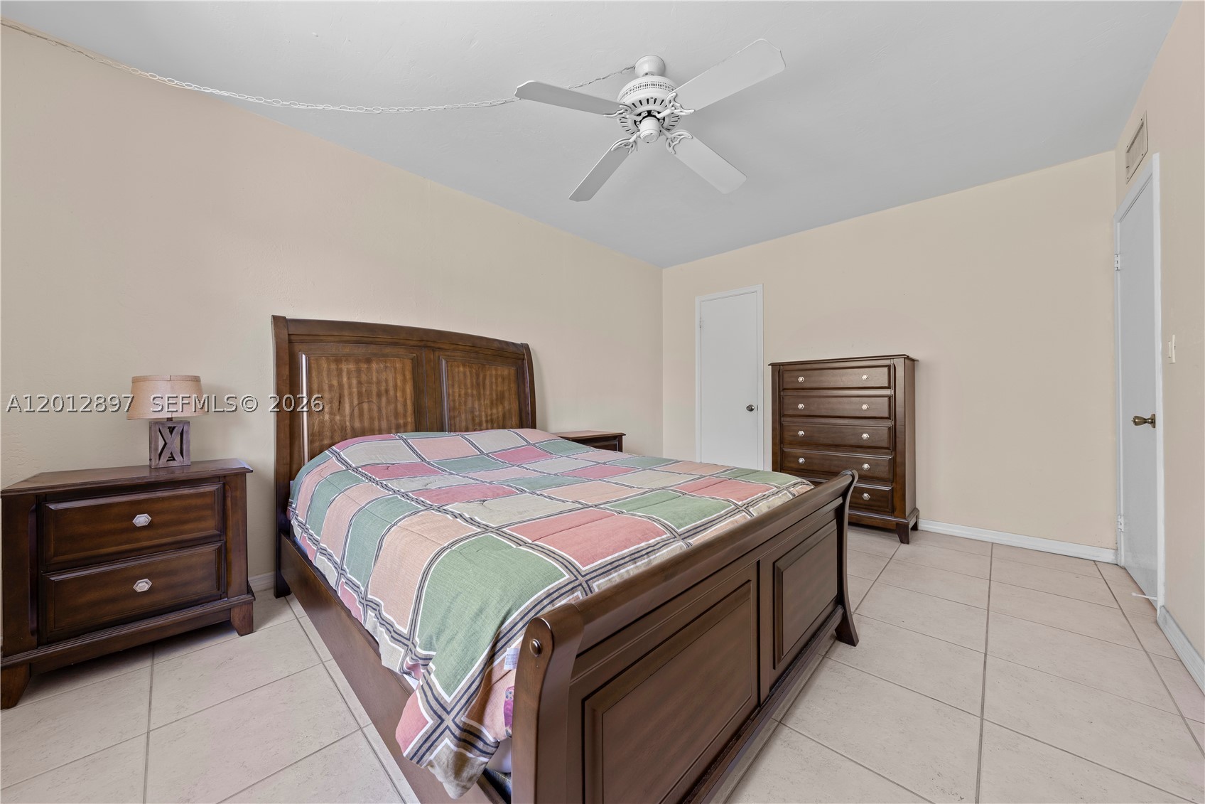 LAKEWOOD VILLAS CONDO - Residential