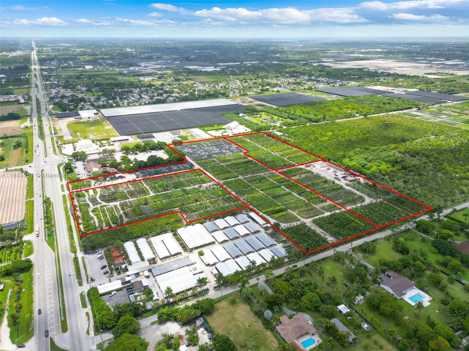 KROME AVE 27.61 ACRE LAND - Land