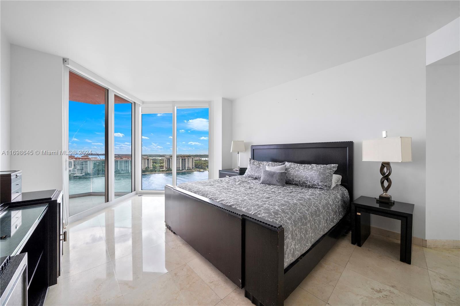 PORTOFINO TOWER CONDO - Residential