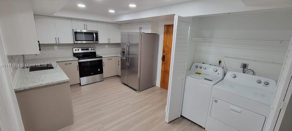 BAY HARBOR ISLAND - Residential Lease
