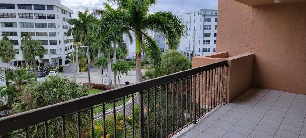 BAY HARBOR ISLAND - Residential Lease