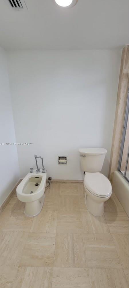 BAY HARBOR ISLAND - Residential Lease