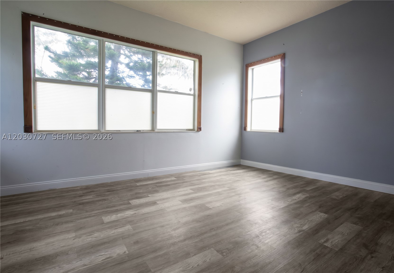 ISLES AT WESTON - Residential
