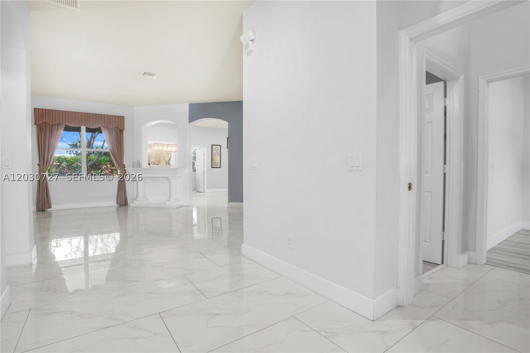ISLES AT WESTON - Residential