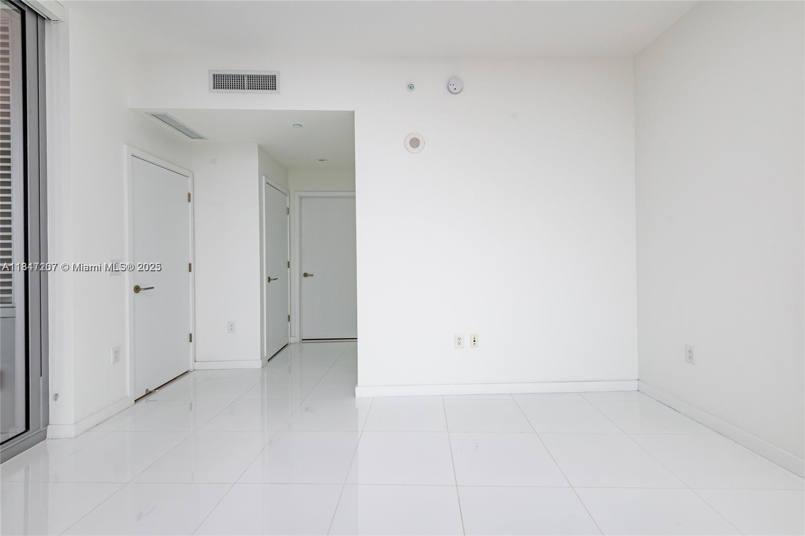 PARAMOUNT MIAMI WORLDCENT - Residential