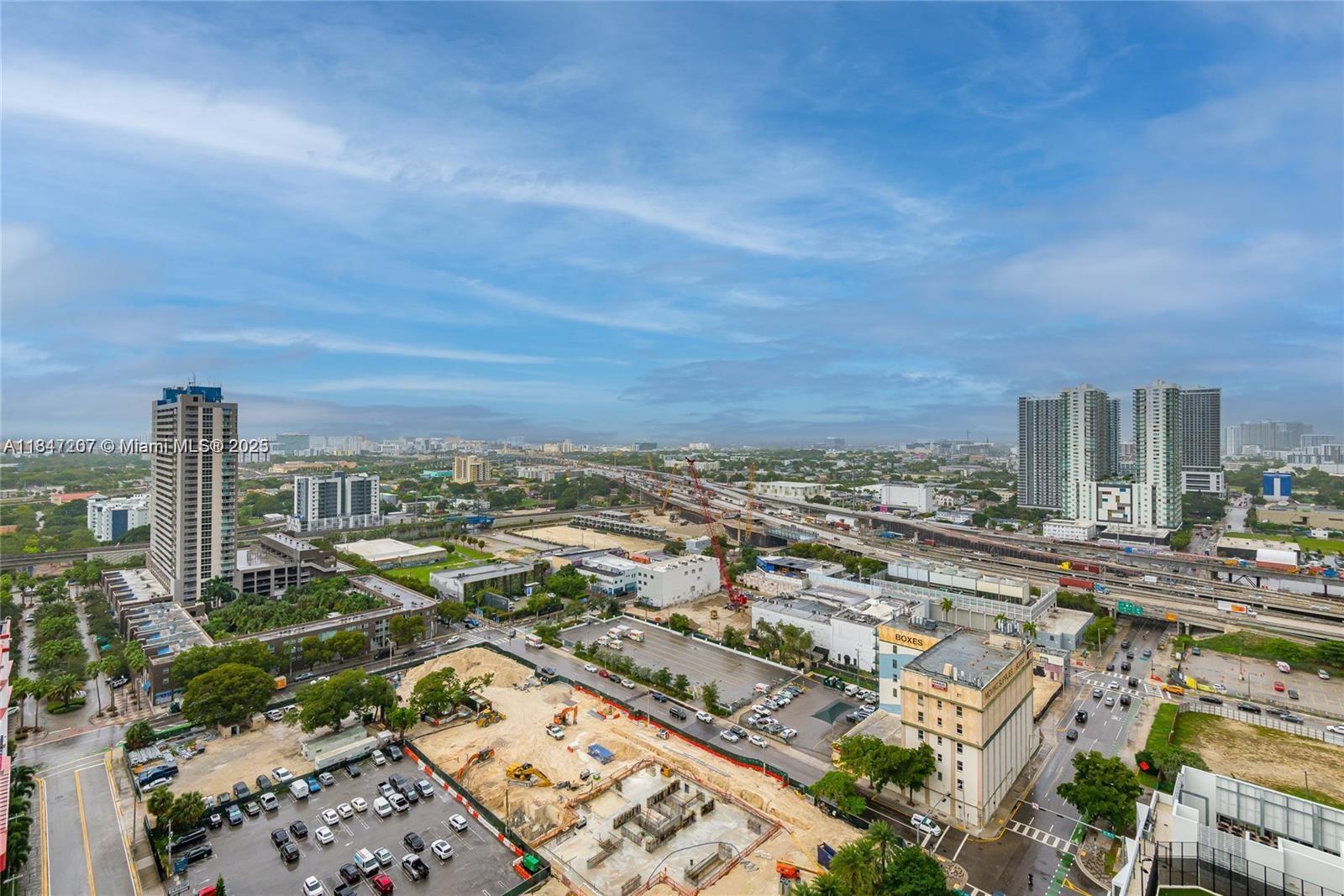 PARAMOUNT MIAMI WORLDCENT - Residential