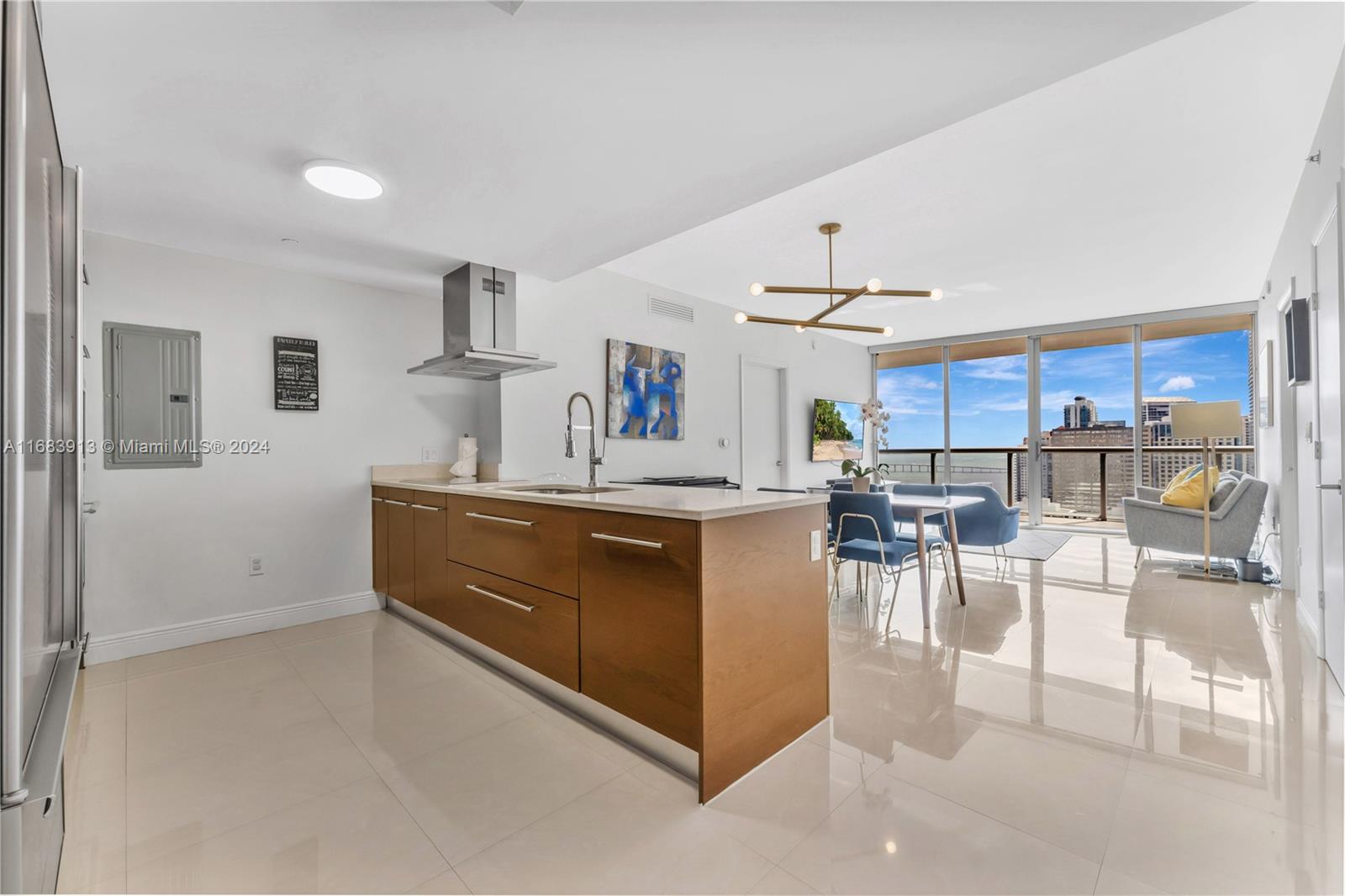 ICON BRICKELL NO TWO - Residential