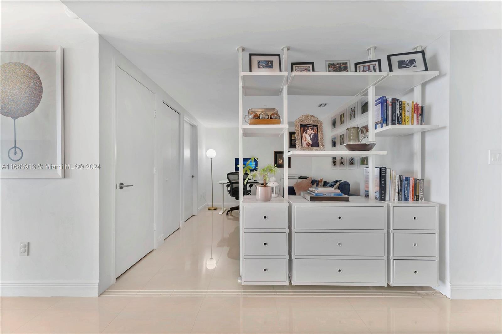 ICON BRICKELL NO TWO - Residential