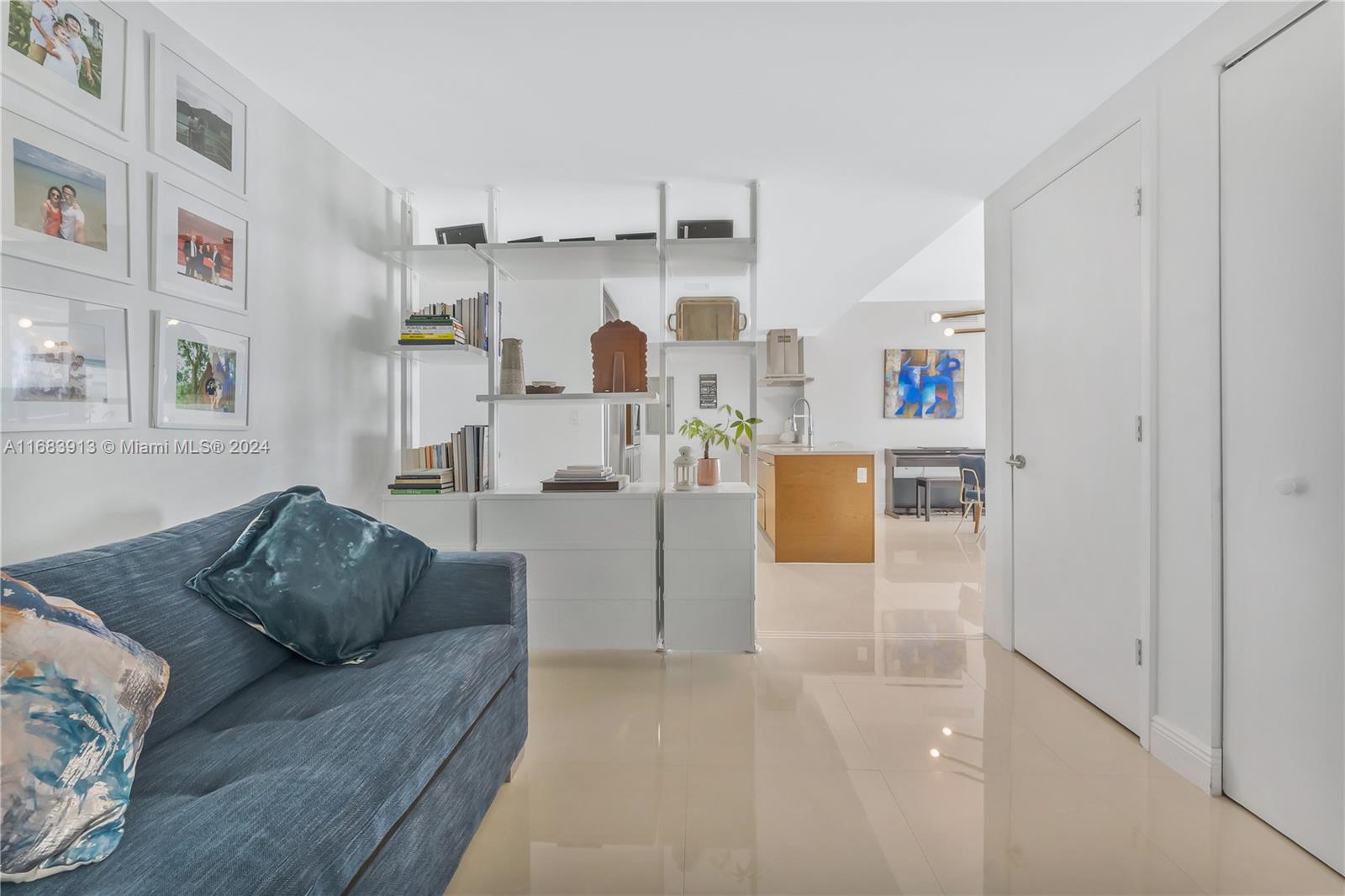 ICON BRICKELL NO TWO - Residential