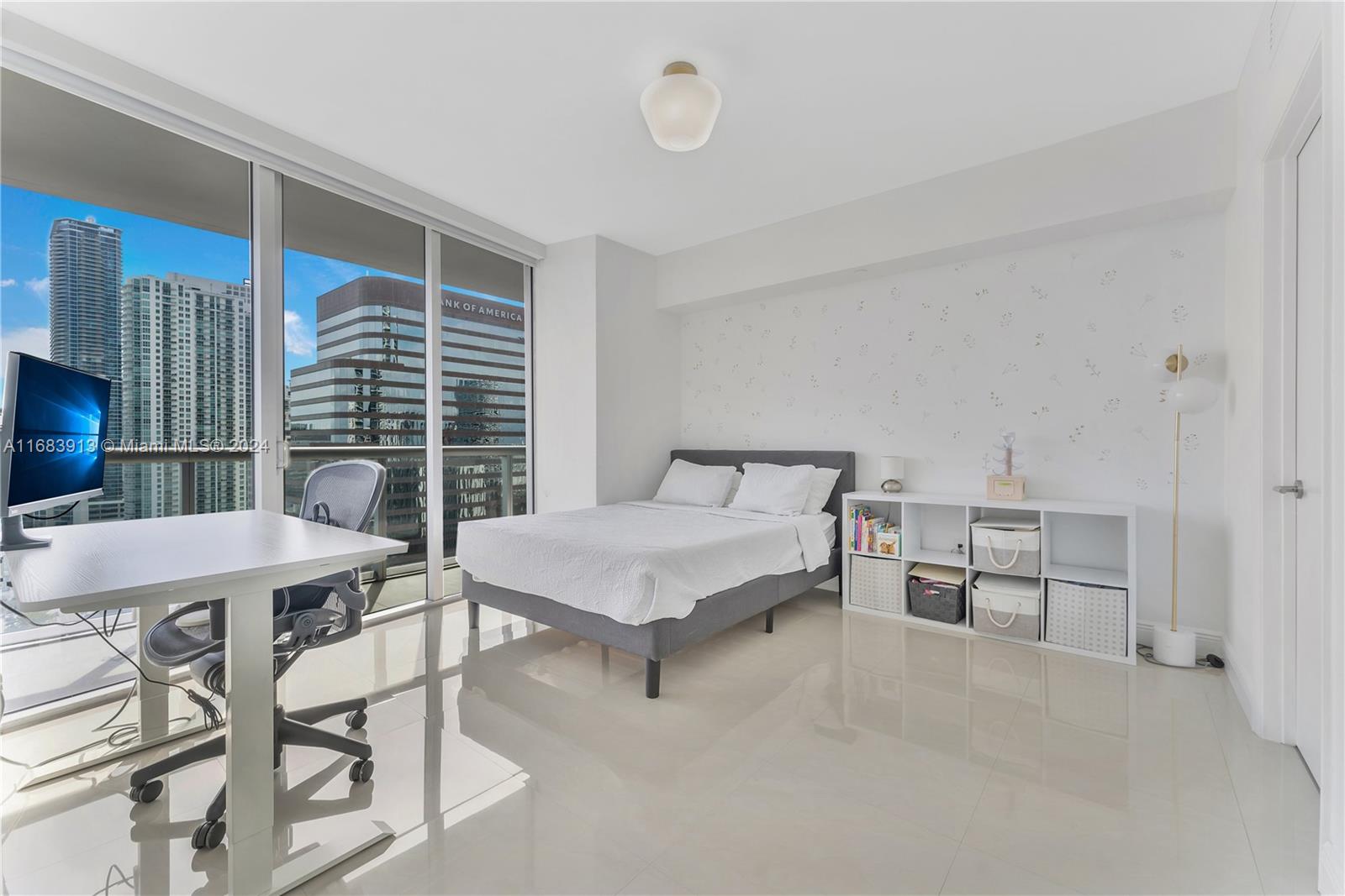 ICON BRICKELL NO TWO - Residential