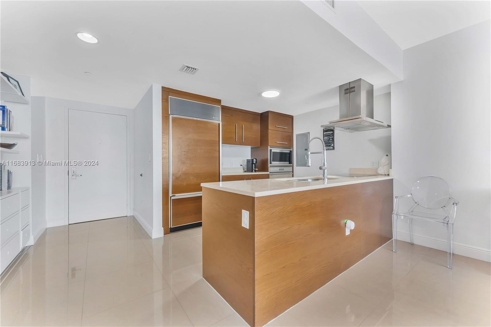 ICON BRICKELL NO TWO - Residential