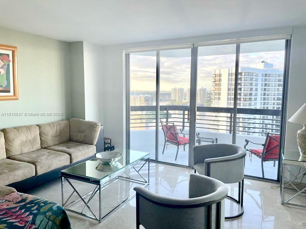 MYSTIC POINTE TOWER 400 C - Residential Lease