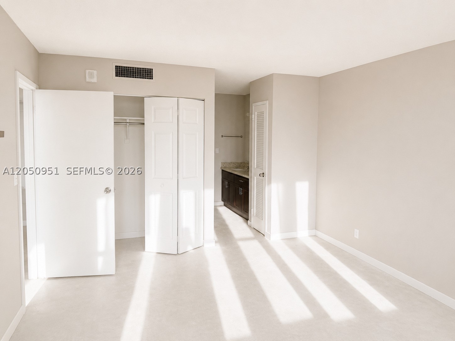 PARKER PLAZA CONDO ESTATE - Residential
