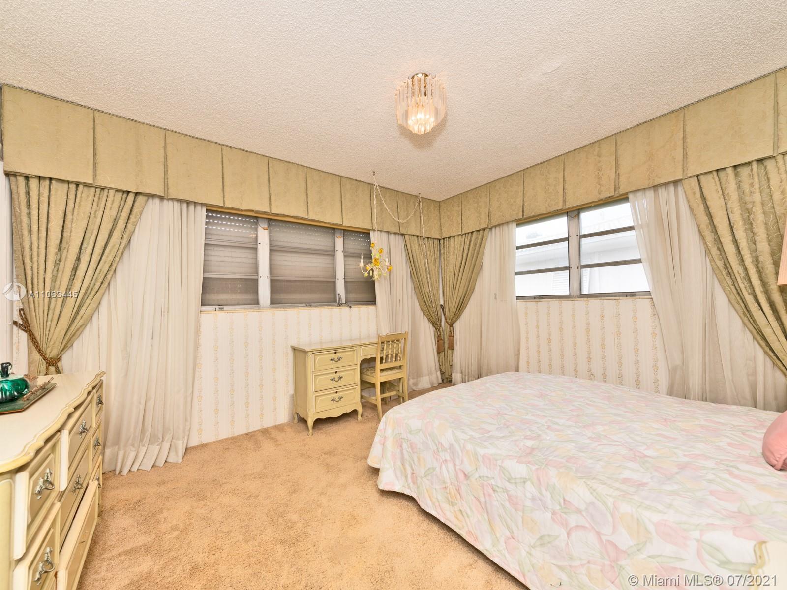 ORANGEBROOK GOLF ESTATES - Residential