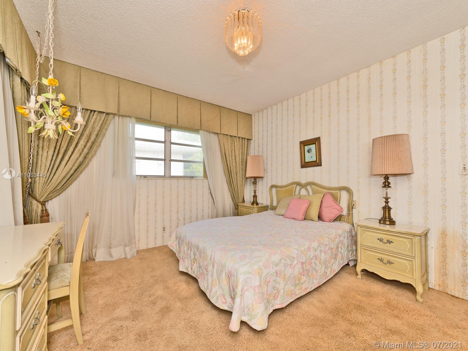 ORANGEBROOK GOLF ESTATES - Residential