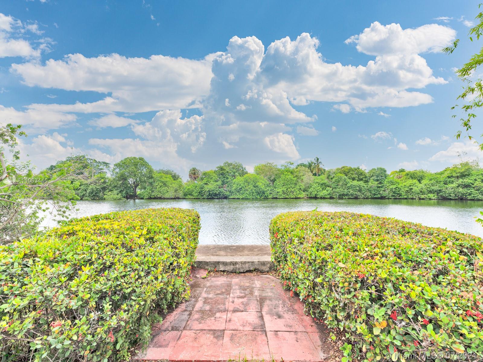 ORANGEBROOK GOLF ESTATES - Residential