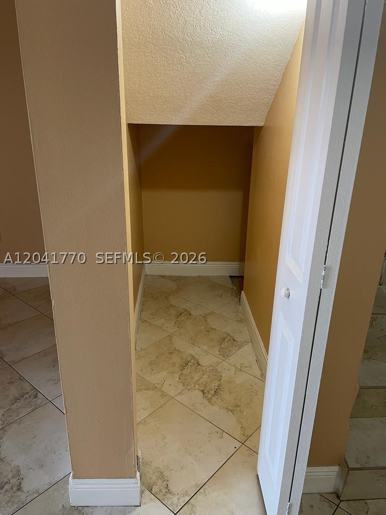 VILLAS DE CANCUN CONDO - Residential