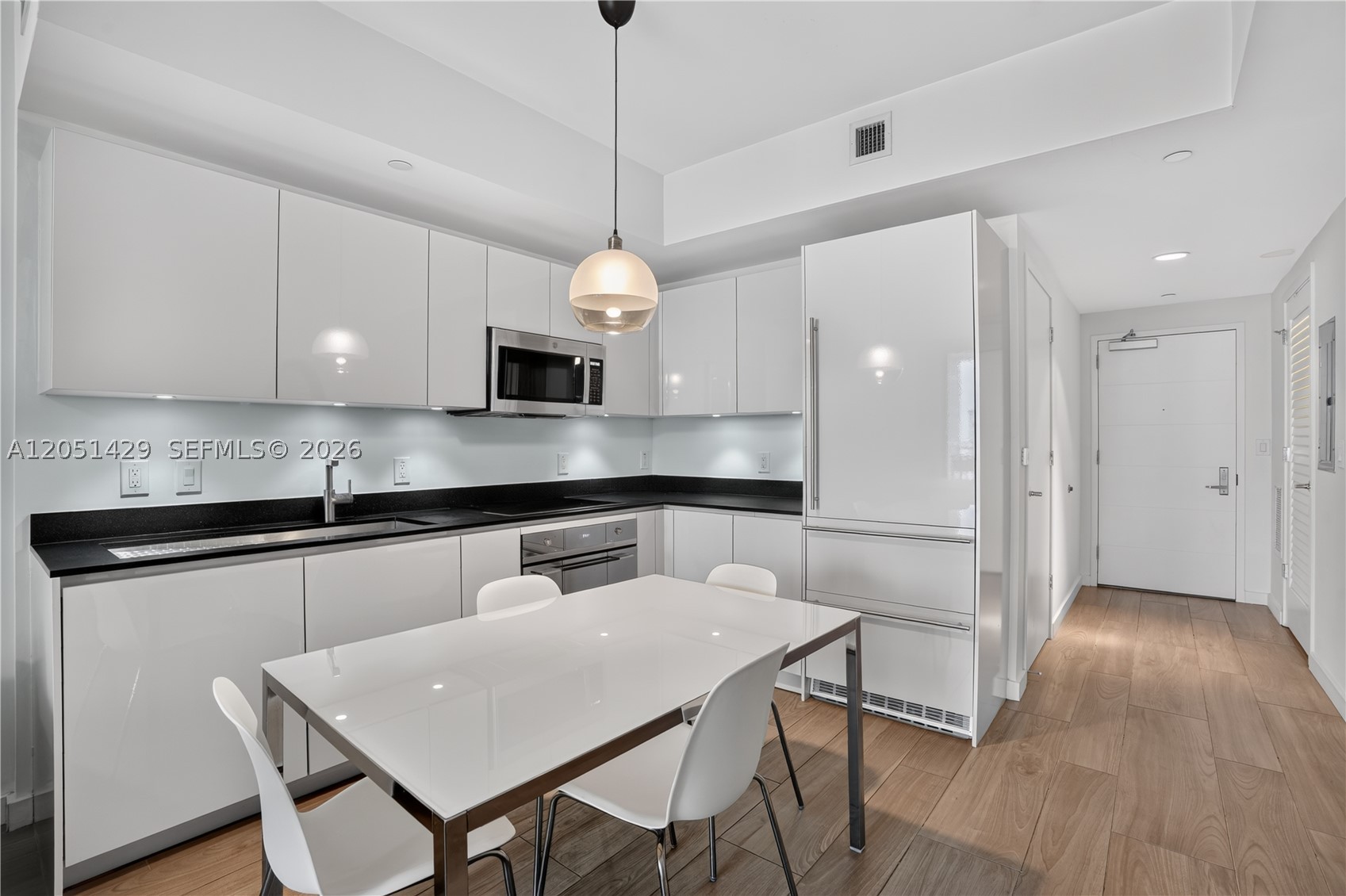 1010 BRICKELL CONDO - Residential Lease