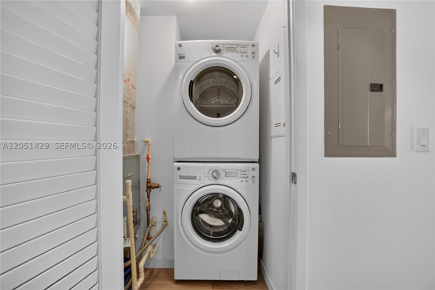 1010 BRICKELL CONDO - Residential Lease